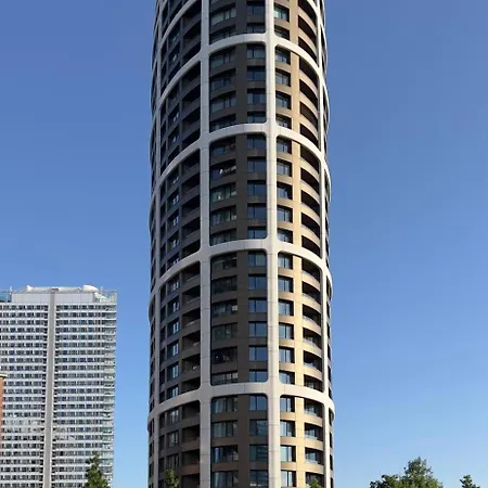 Apartment Sky Park 1 - Castle View From Bed, Luxurious #instaworthy In Downtown Center, Parking Included, Address In Town