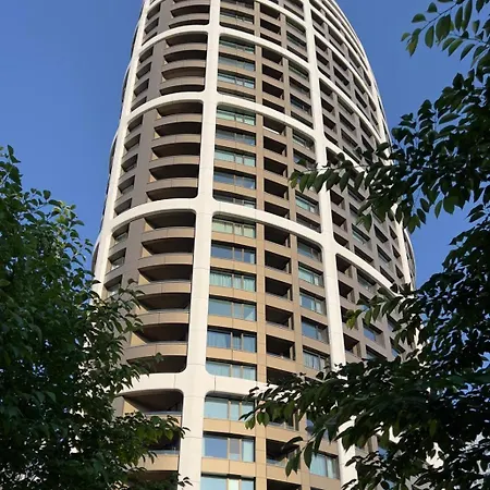 Sky Park 1 - Luxurious #instaworthy In Downtown Center With Included Parking, Address In Town Apartment *