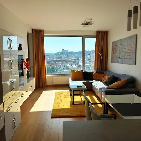 Sky Park 1 - Castle View From Bed, Luxurious #instaworthy In Downtown Center, Parking Included, Address In Town