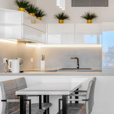 Appartamento Sky Park 1 - Castle View From Bed, Luxurious #instaworthy In Downtown Center, Parking Included, Address In Town