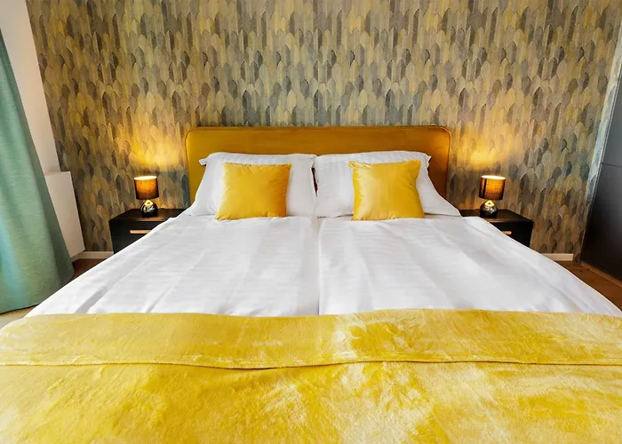 Sky Park 1 - Luxurious #instaworthy In Downtown Center With Included Parking, Address In Town Bratislava