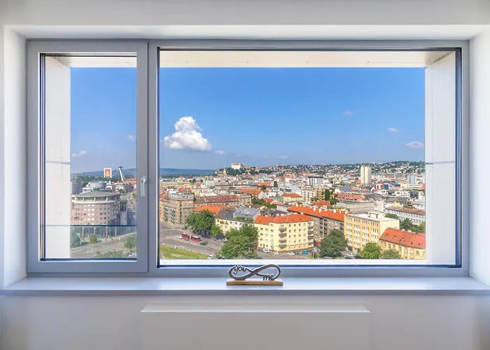 Sky Park 1 - Luxurious #instaworthy In Downtown Center With Included Parking, Address In Town Apartment *