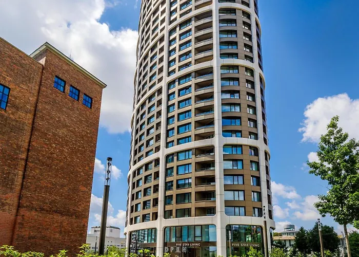 Lejlighed Sky Park 1 - Luxurious #instaworthy In Downtown Center With Included Parking, Address In Town *