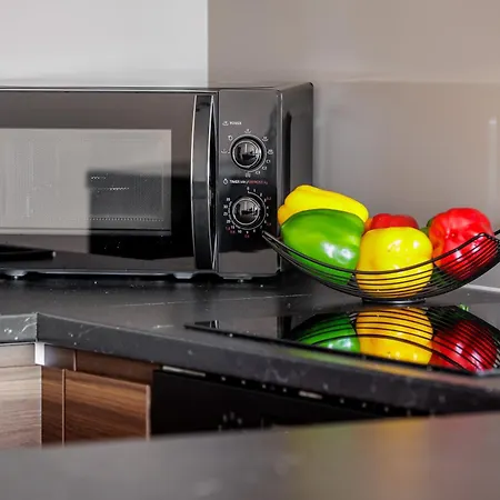 Apartman Sky Park 1 - Luxurious #instaworthy In Downtown Center With Included Parking, Address In Town